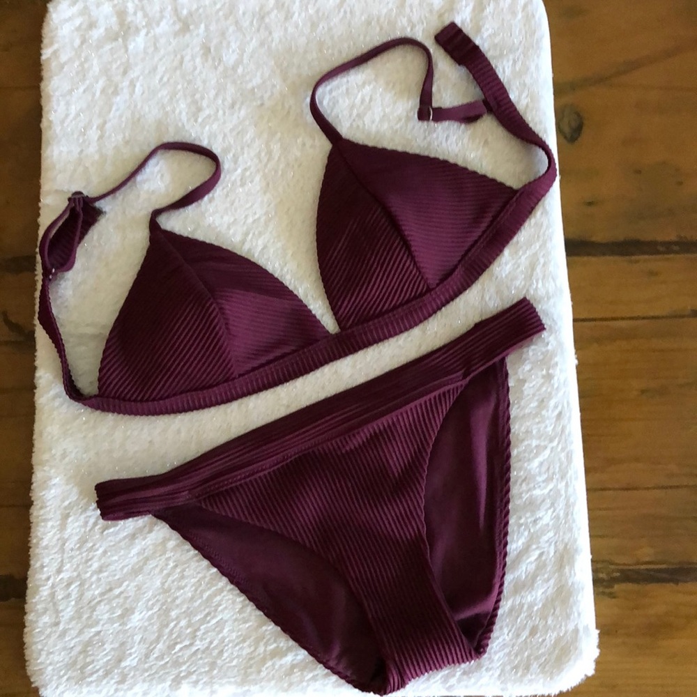 Hollister bathing suit